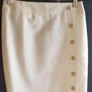 Loft - classic Pencil Skirt with  button details